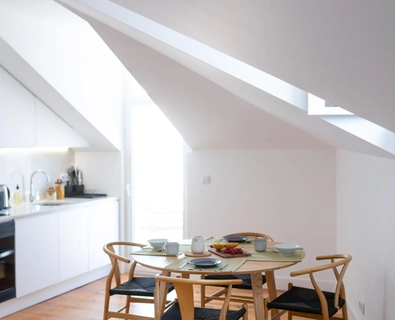 Sunny Lisbon Apartments By Soulplaces 0*,